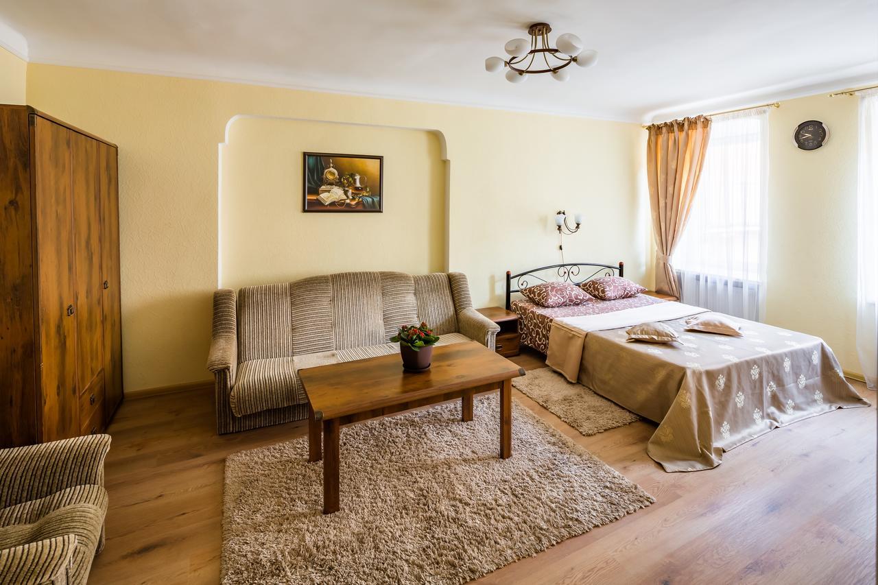 Apartment Krakivska 15 Lwów Zewnętrze zdjęcie
