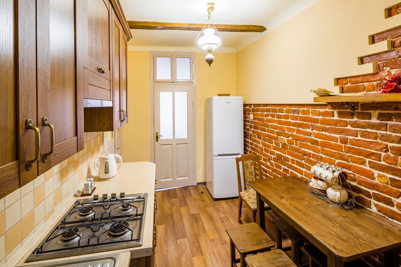 Apartment Krakivska 15 Lwów Zewnętrze zdjęcie